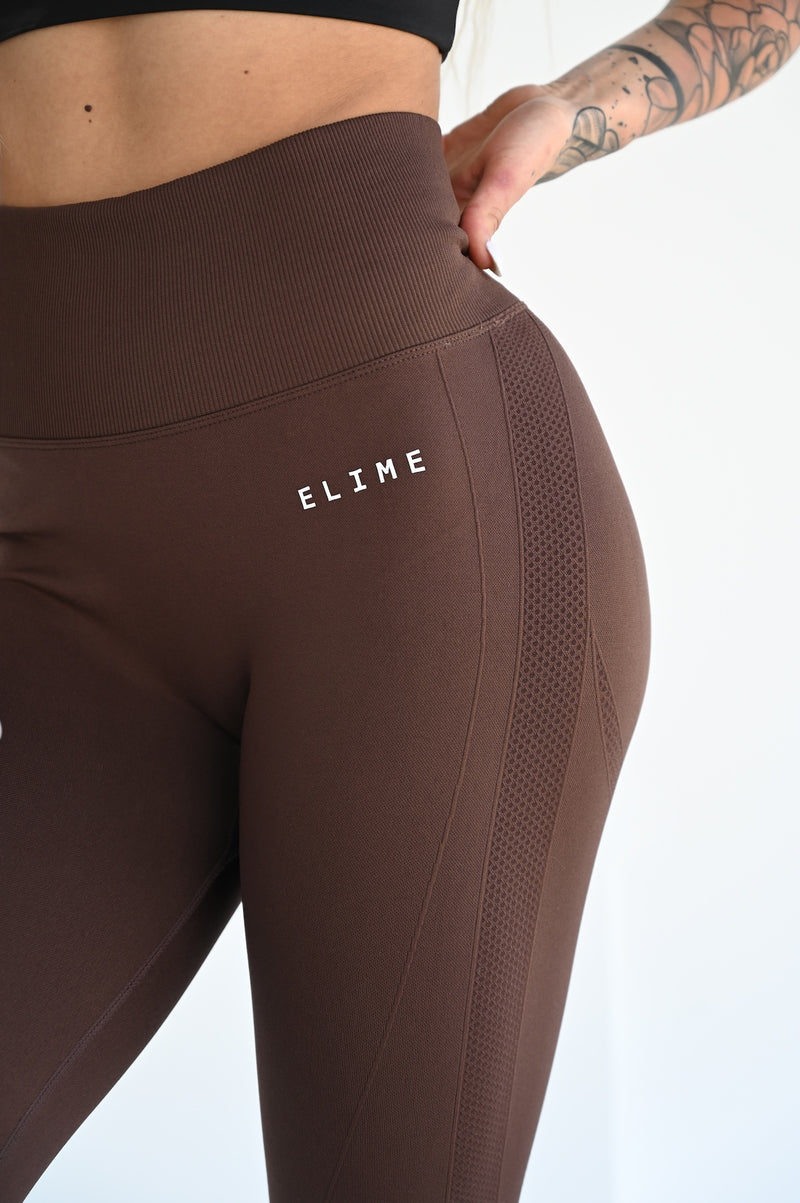 SCRUNCH PUSH-UP SEAMLESS LEGÍNY ELIME HNEDÉ